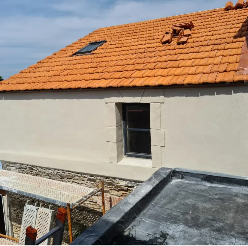 Jdb Maconnerie Charpente Menuiserie A Pornic Couverture 02